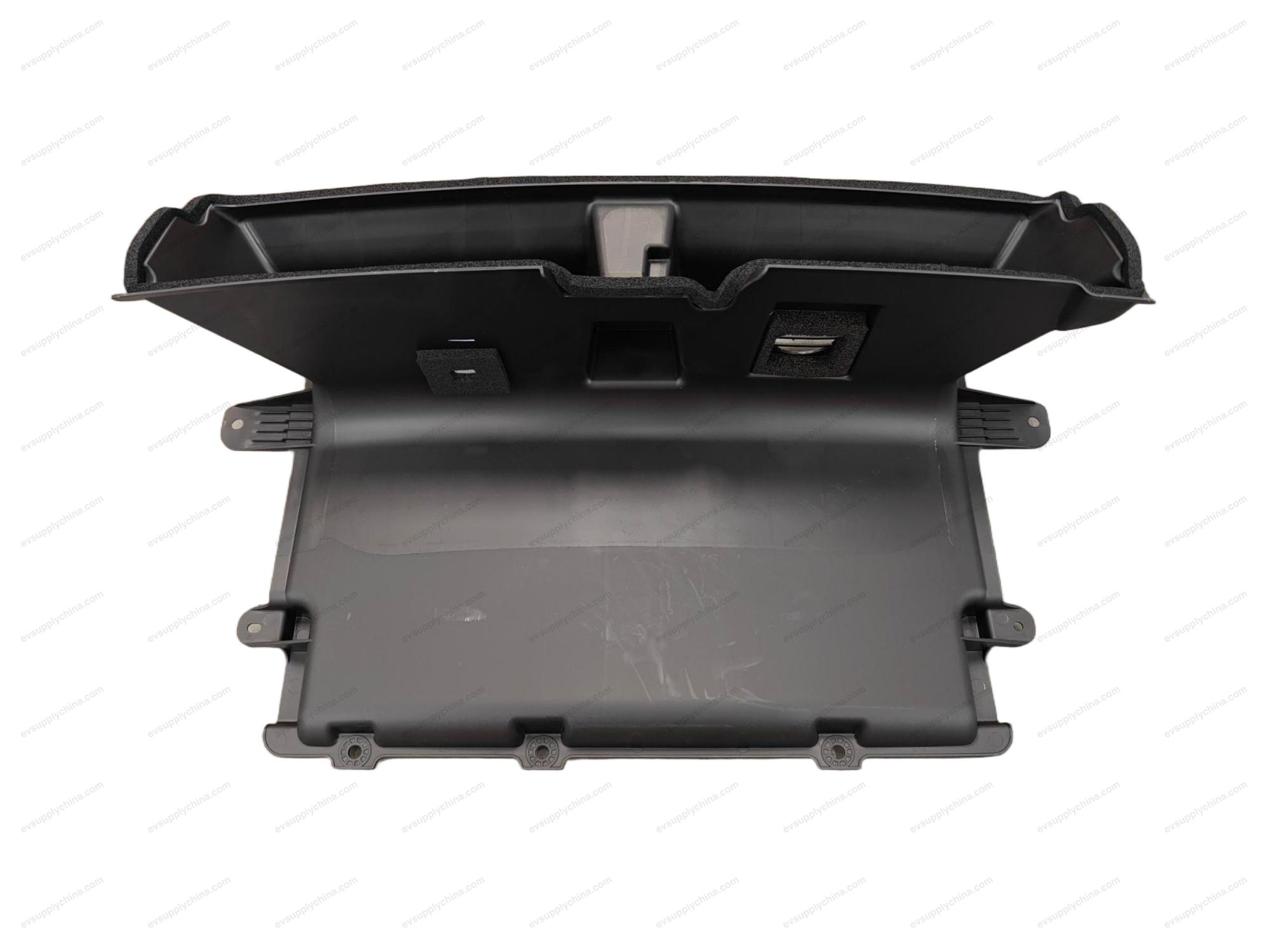Fully enclosed deflector assembly — BYD Atto 3