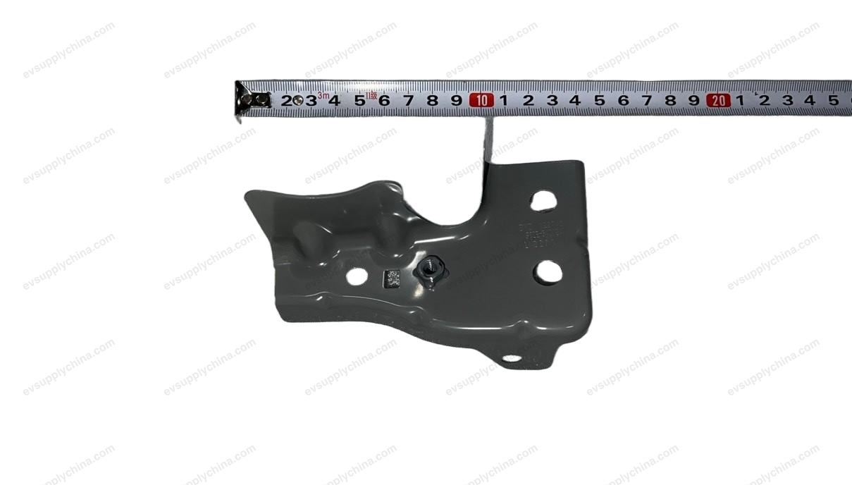 Left fender undermount bracket — BYD Atto 3