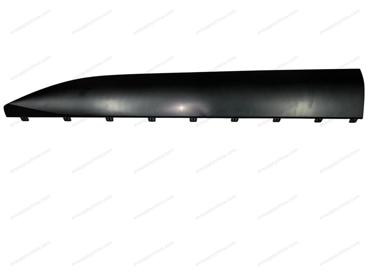 Left front door skirt panel trim — BYD Atto 3