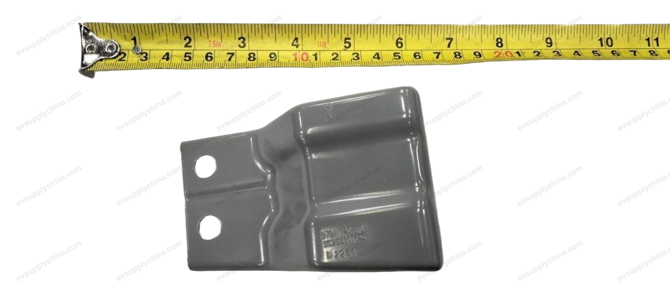 Left front fender bracket — BYD Atto 3