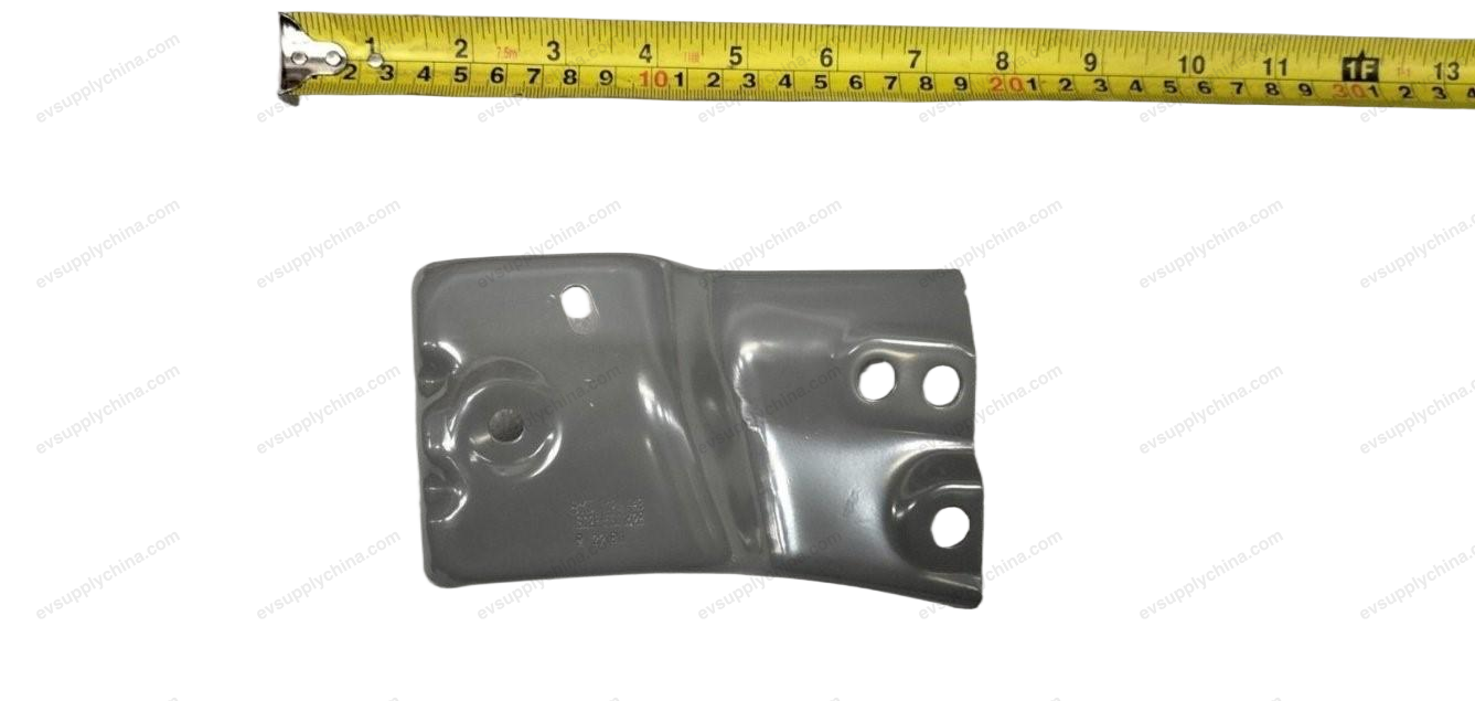 Right rear fender bracket — BYD Atto 3