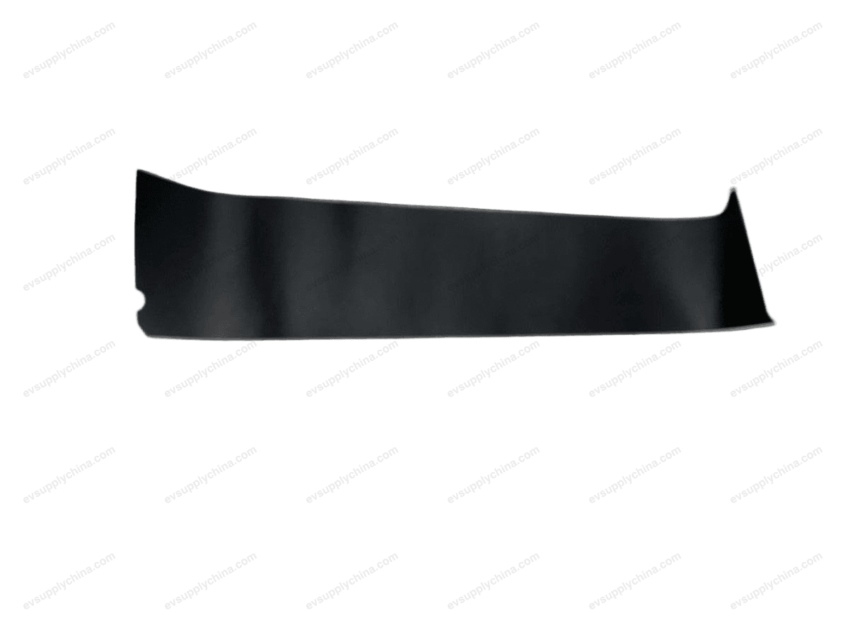 Blackout film on the left front door B-pillar — BYD Dolphin