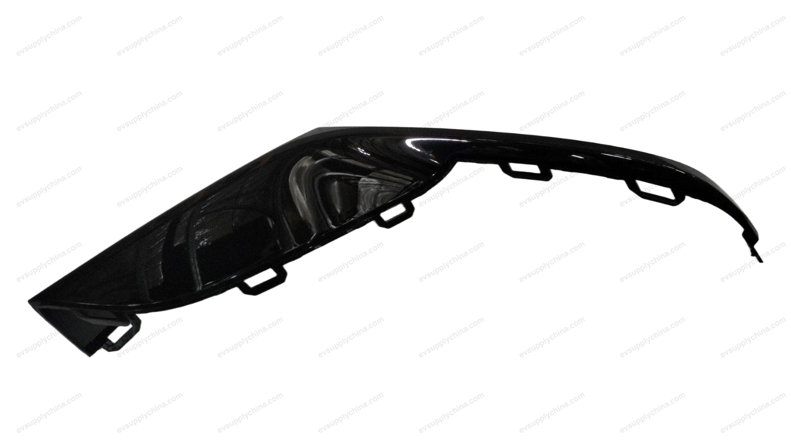 Lower left trim piece of the rear bumper — BYD Dolphin