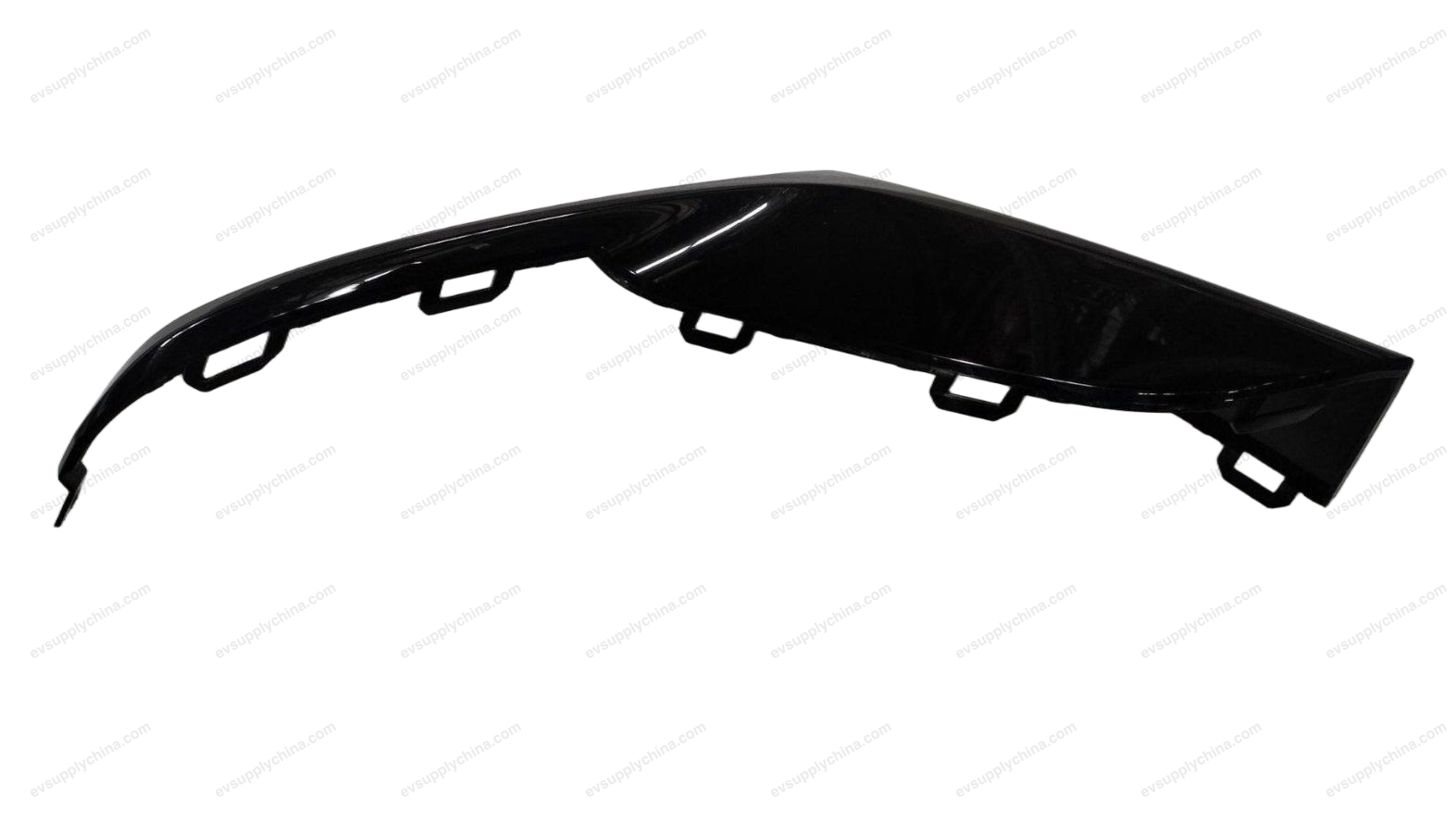 Lower right trim piece of the rear bumper — BYD Dolphin