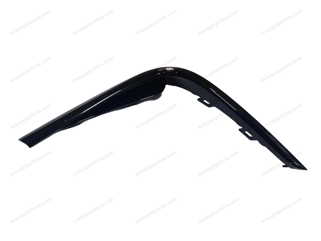 Right side trim panel of front bumper — BYD Dolphin