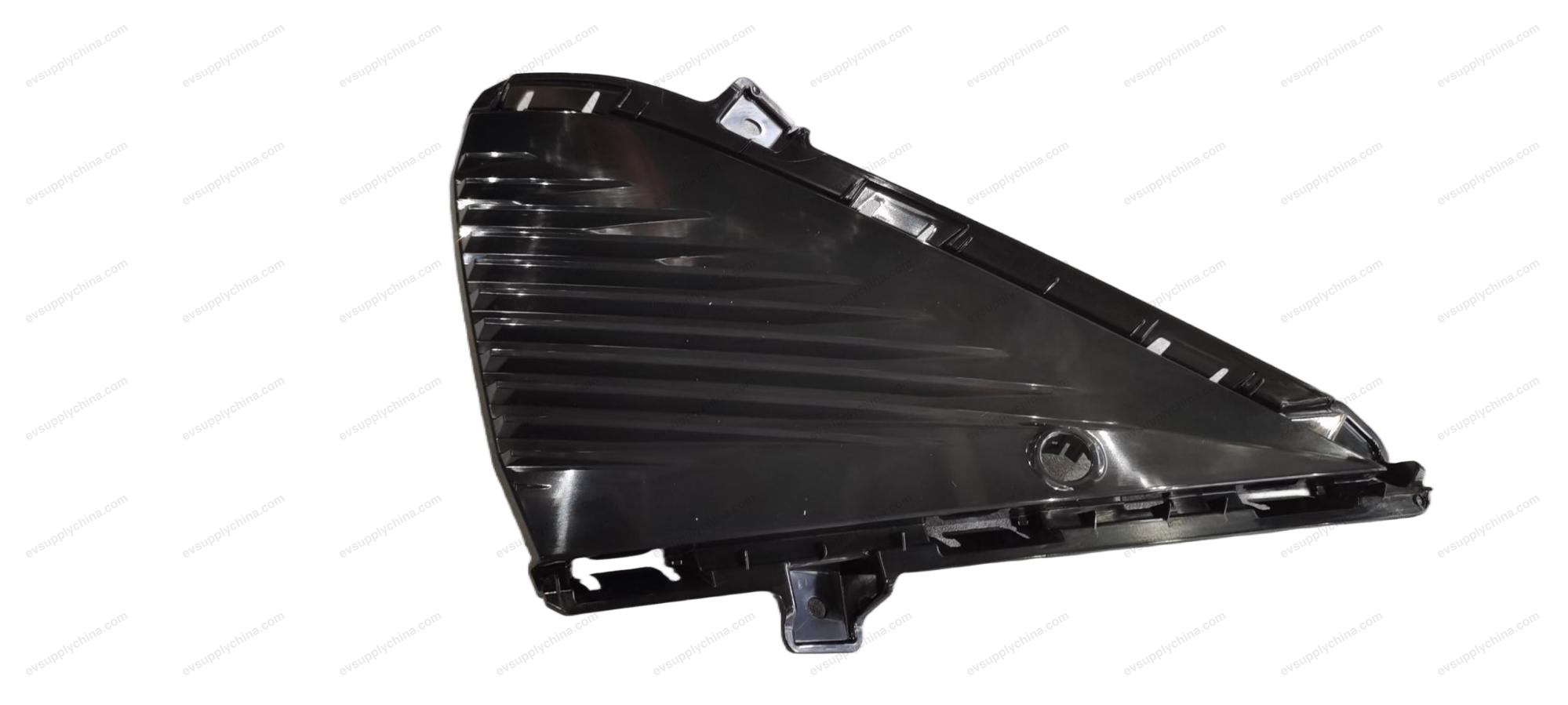 Front bumper left fog lamp decorative panel — BYD Sealion 7