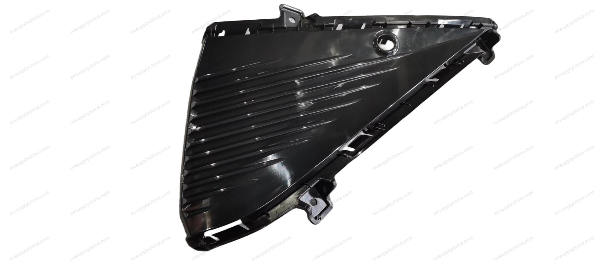 Front bumper right fog lamp decorative plate — BYD Sealion 7