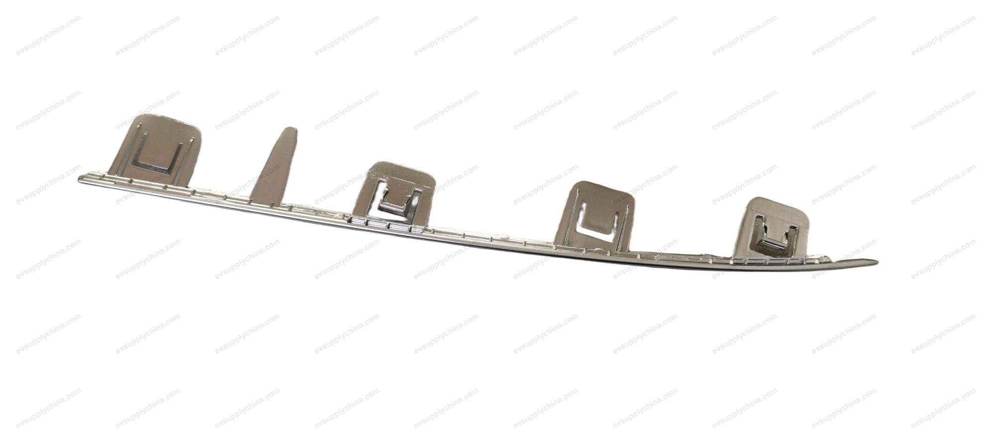Right bright trim on rear bumper side — BYD Sealion 7