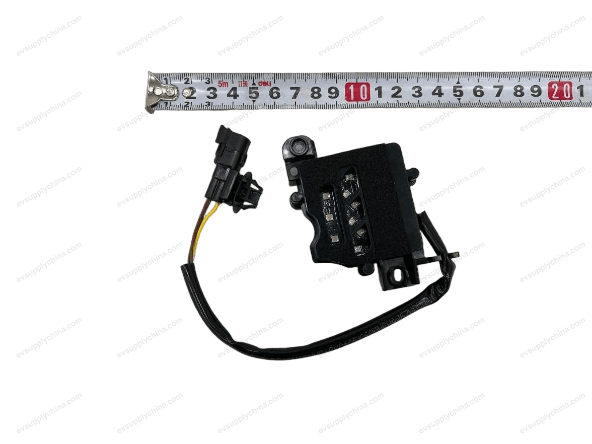 Right charging port indicator — BYD Sealion 7