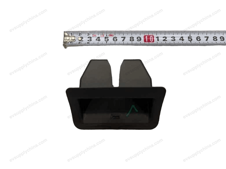 Back door lock cover - black chocolate — Denza D9