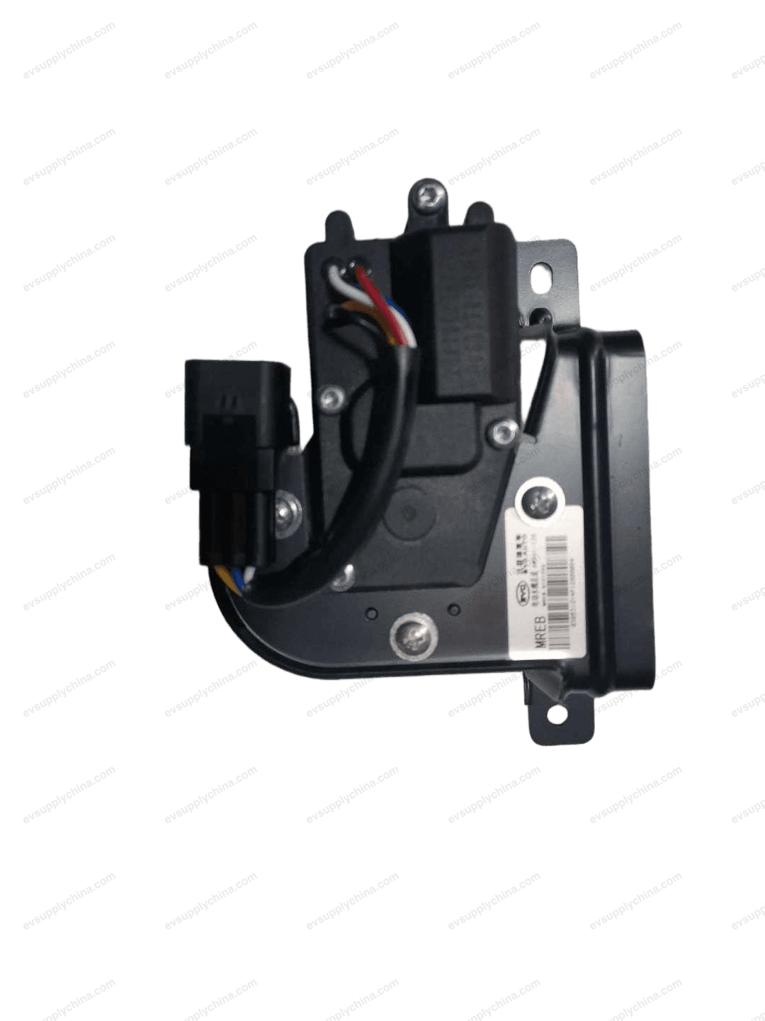 Electric three-way water valve assembly — Denza D9