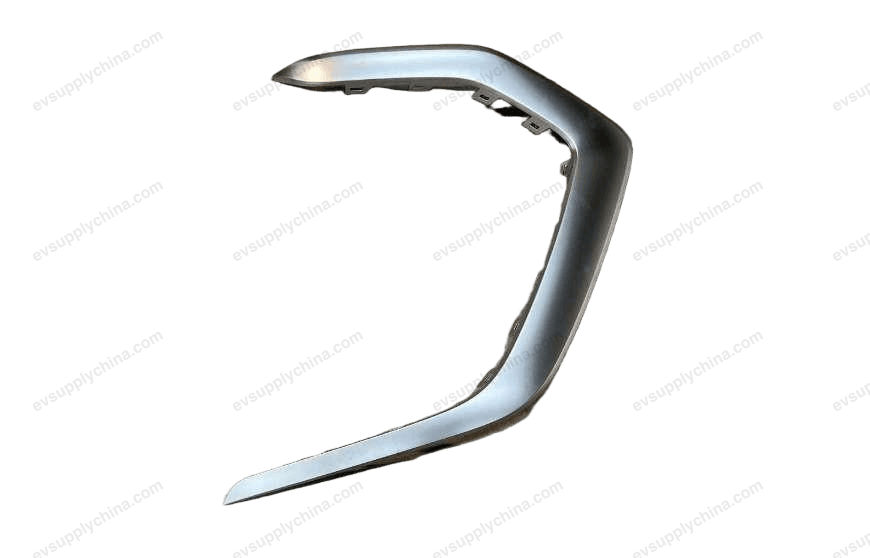 Front bumper body left trim piece — Denza D9