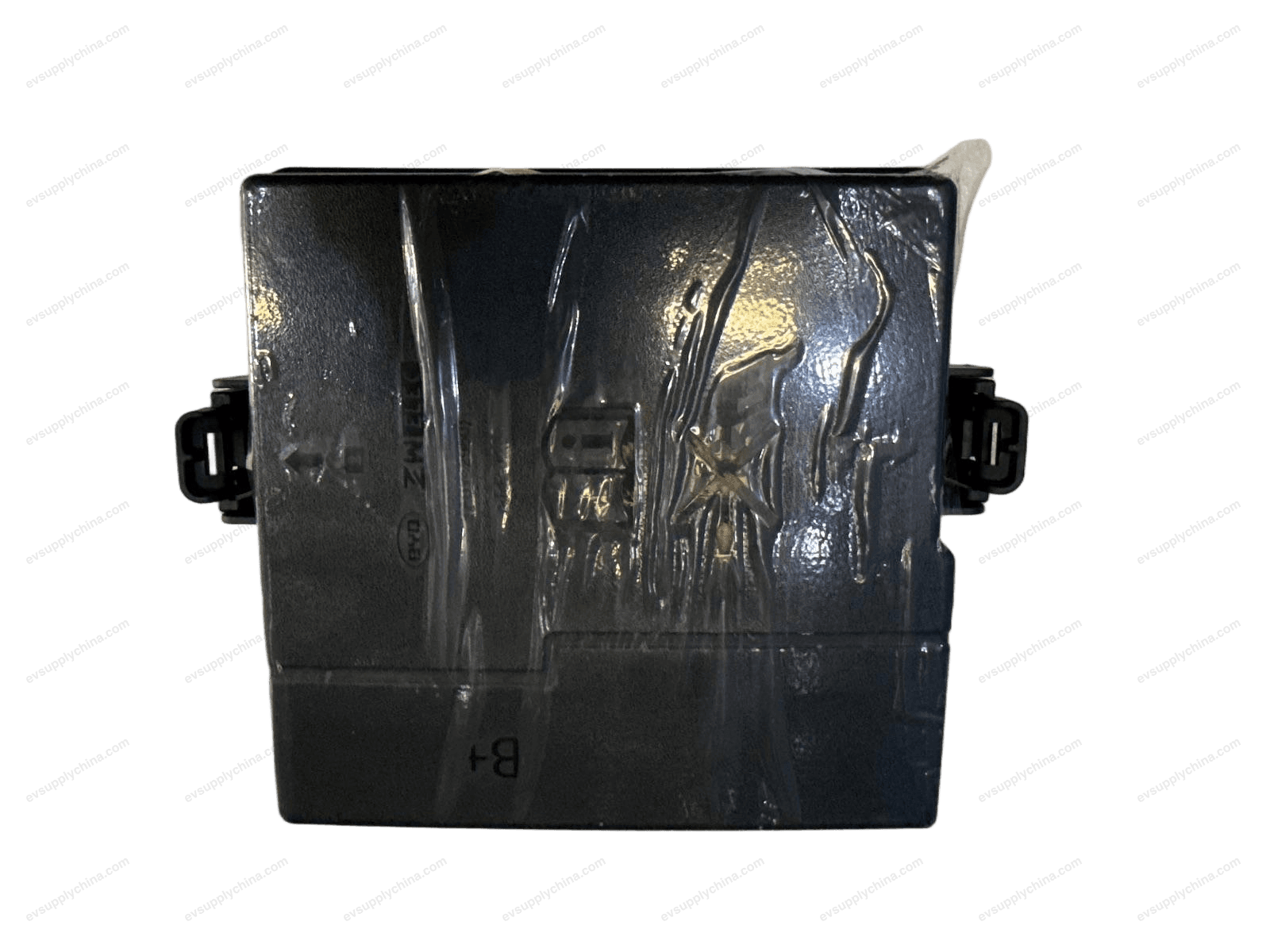 Front cabin power distribution box body — Denza D9