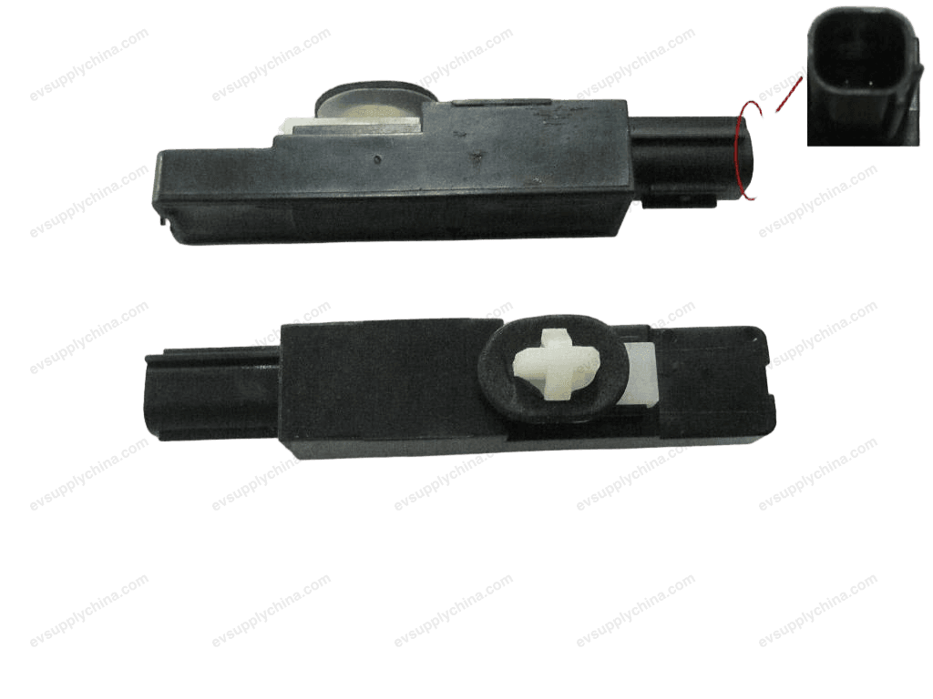 In-vehicle detection antenna — Denza D9