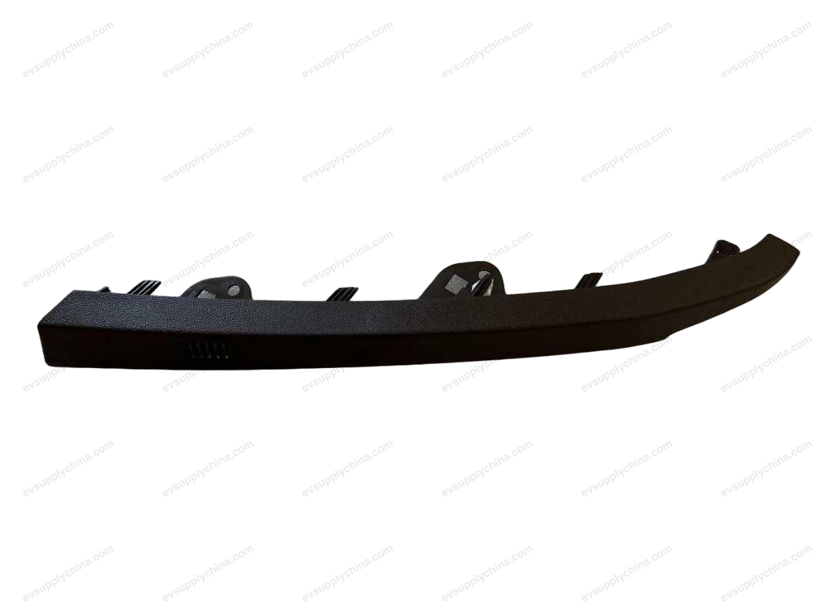 Защитная накладка нижней левой части приборной панели - черный шоколад