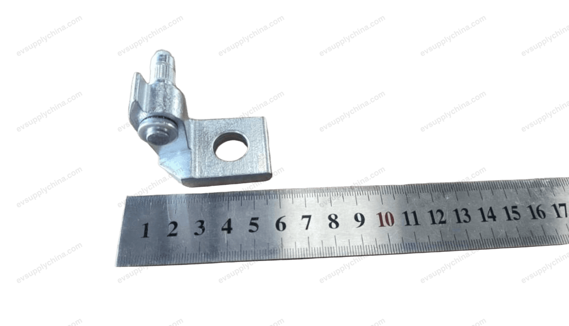 Left rear door upper hinge plate — Denza D9