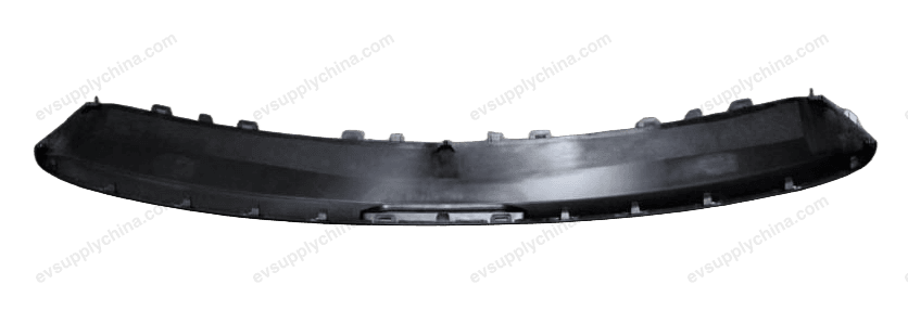 Lower rear bumper trim — Denza D9