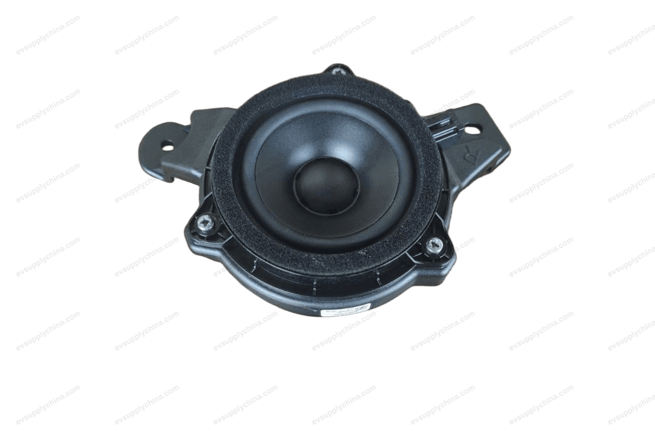 Midrange speaker — Denza D9