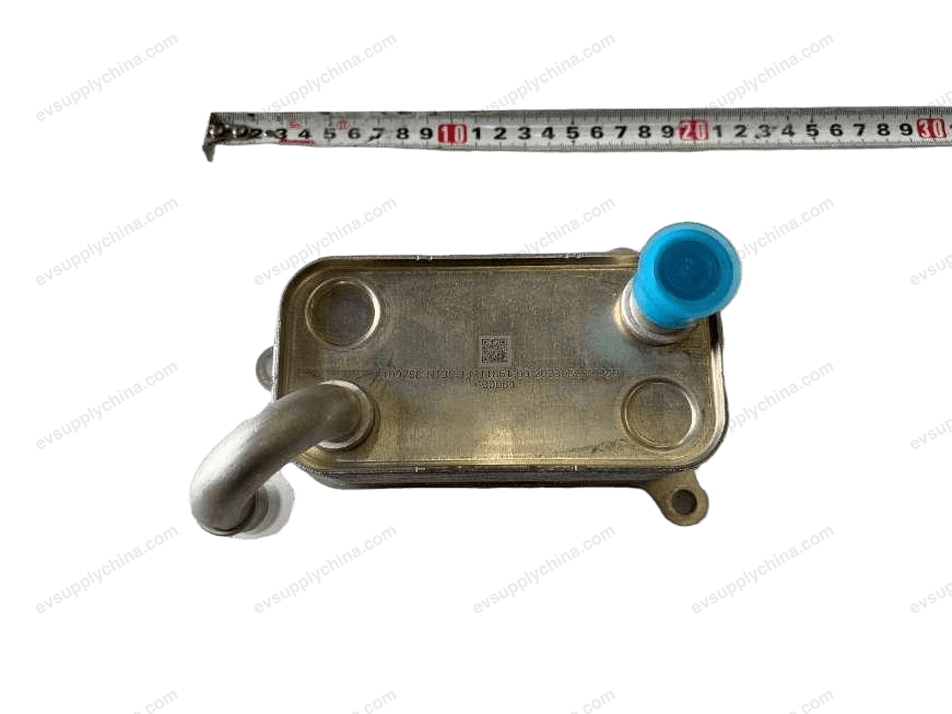 Oil cooler assembly I — Denza D9