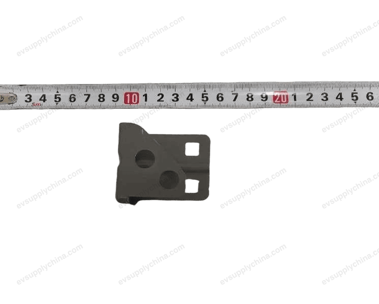 Right Fender Lower Support II — Denza D9