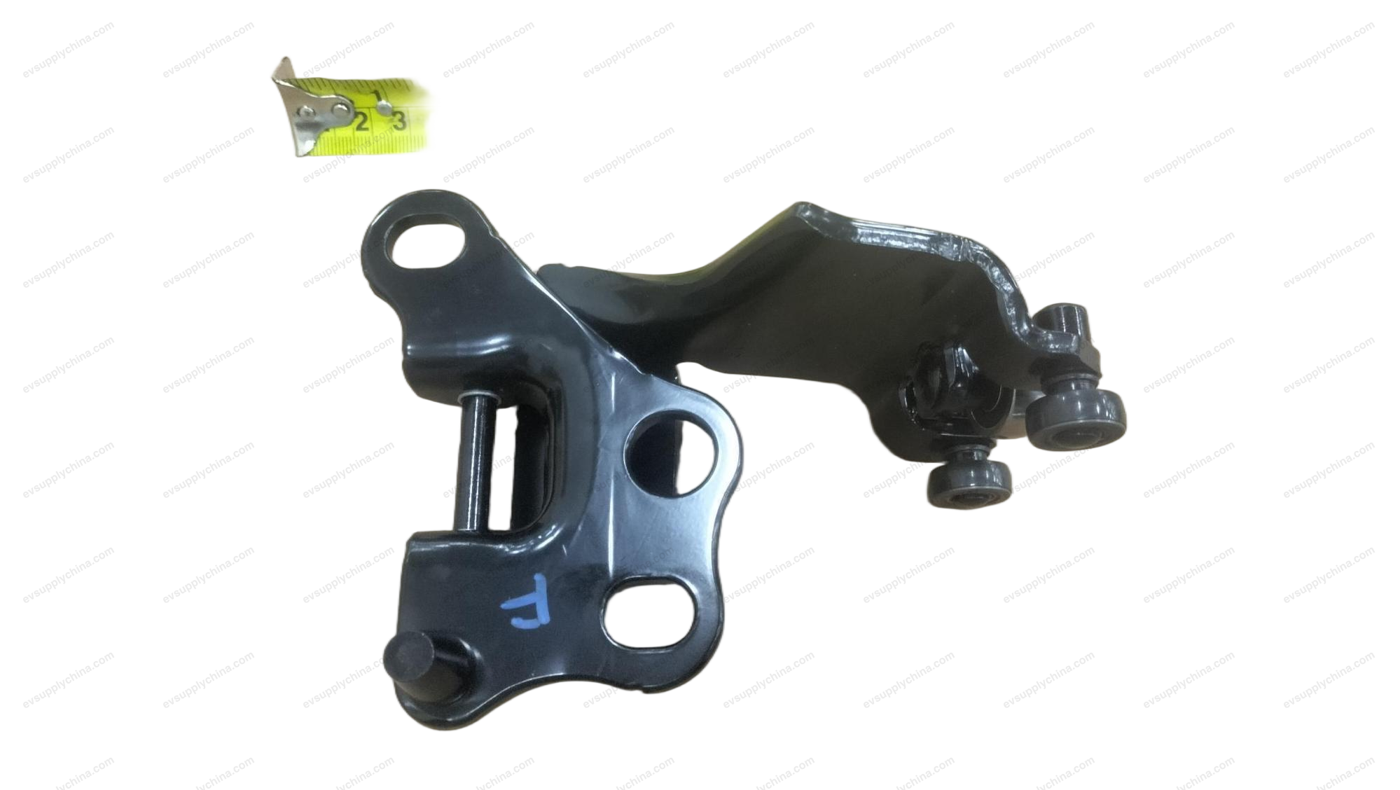 Right rear door middle pulley assembly — Denza D9