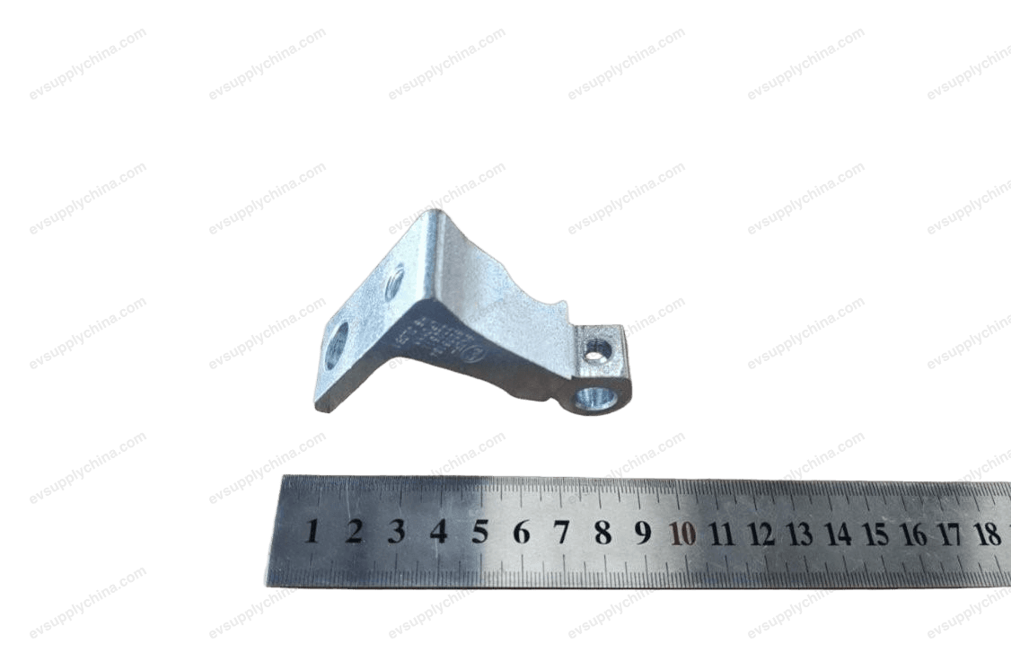 Right rear door upper hinge plate — Denza D9