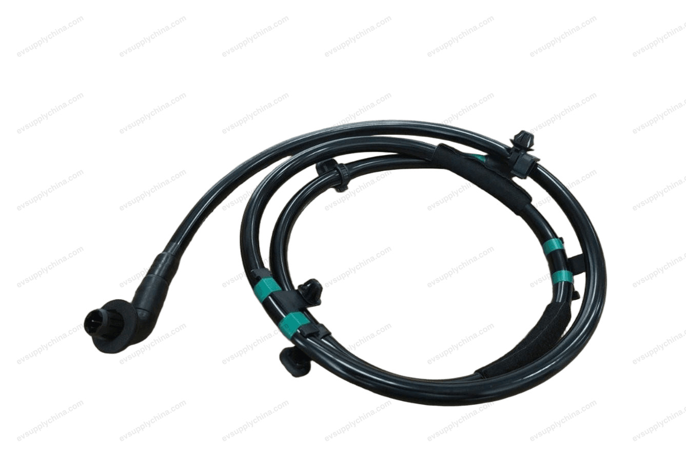 Right rear water pipe assembly — Denza D9