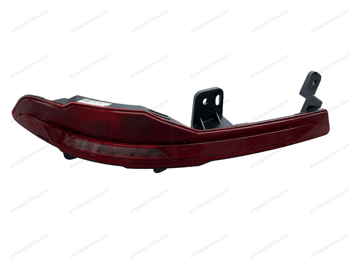 Right reversing light — Denza D9