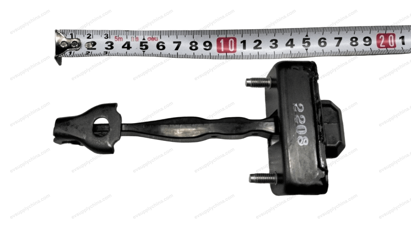 Rear door limiter assembly