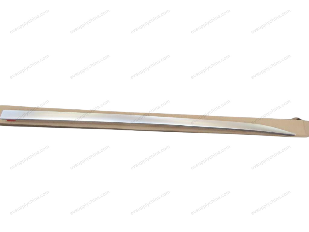 Right front door decorative strip assembly — BYD Han DM-i