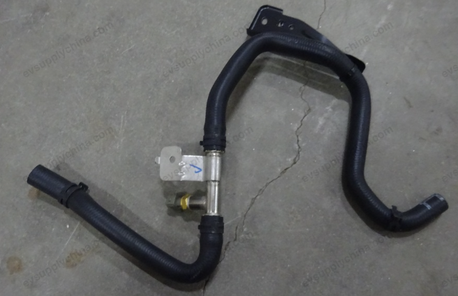 Battery pack water inlet pipe — BYD Qin EV