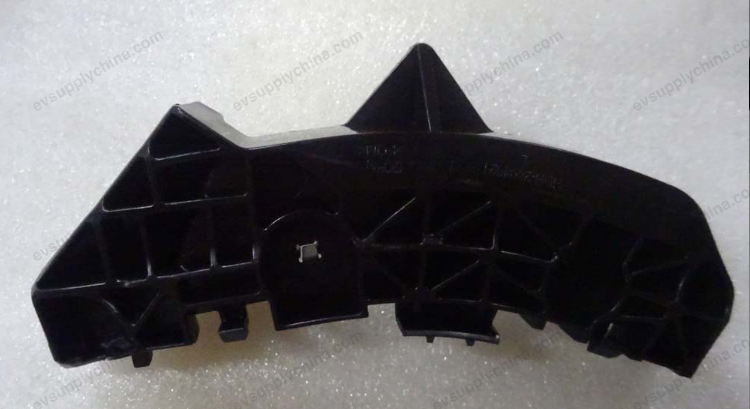 Rear bumper left rear bracket