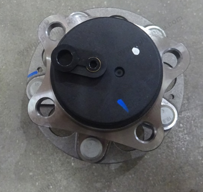 Rear wheel bearing