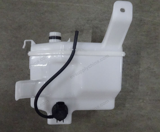 Washing liquid pot and motor — BYD Qin EV