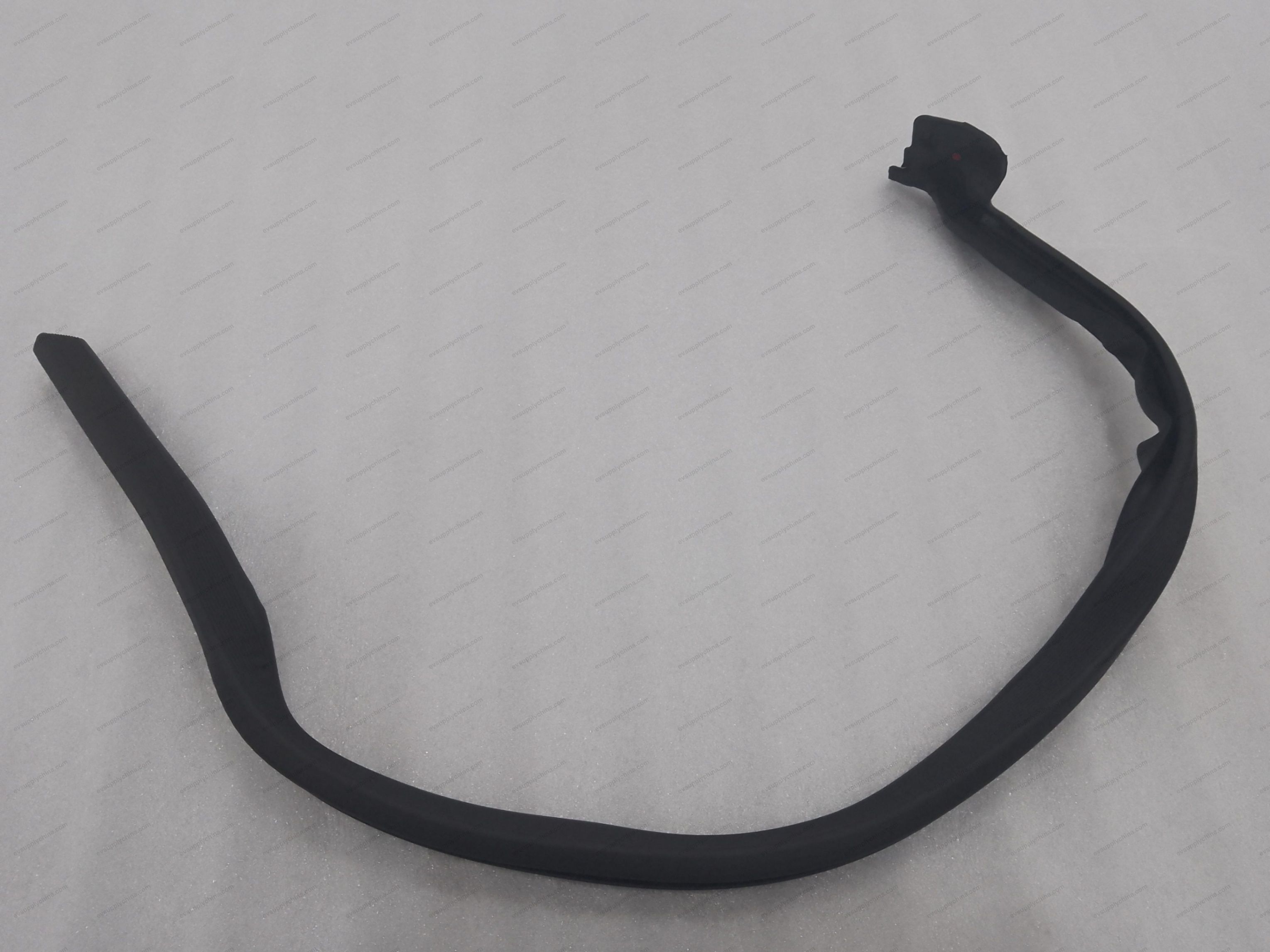 Left rear door B-pillar seam — BYD Qin Plus DM-i (Gen 2)
