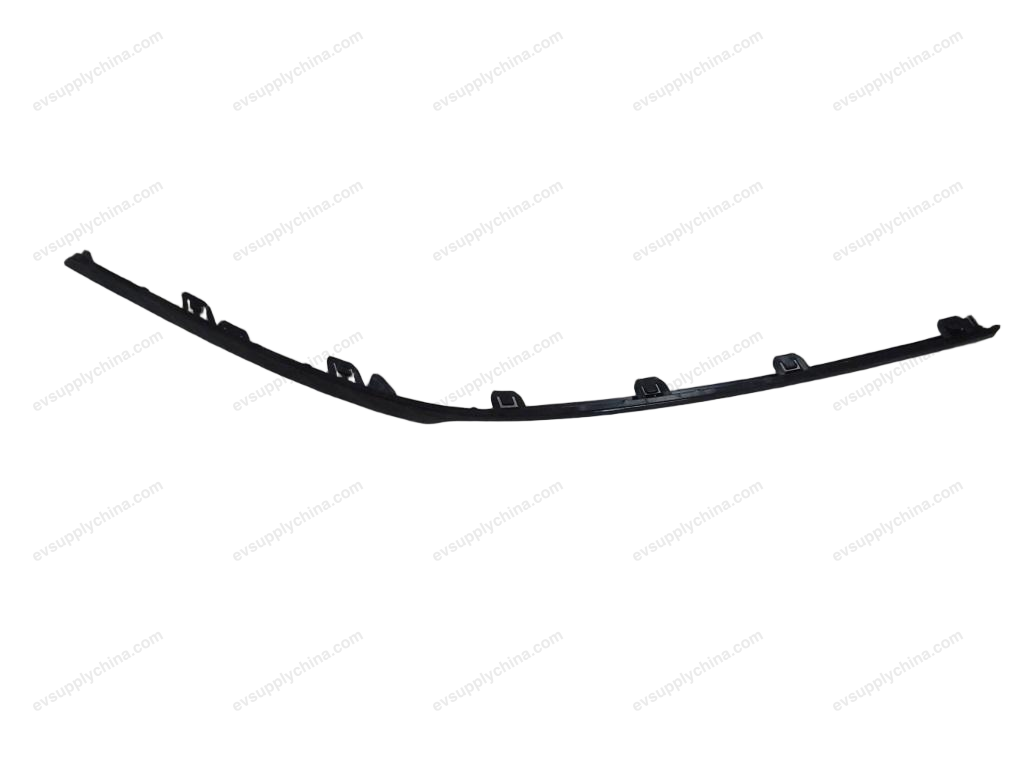 Front bumper center decorative strip Ⅱ — BYD Qin Plus EV