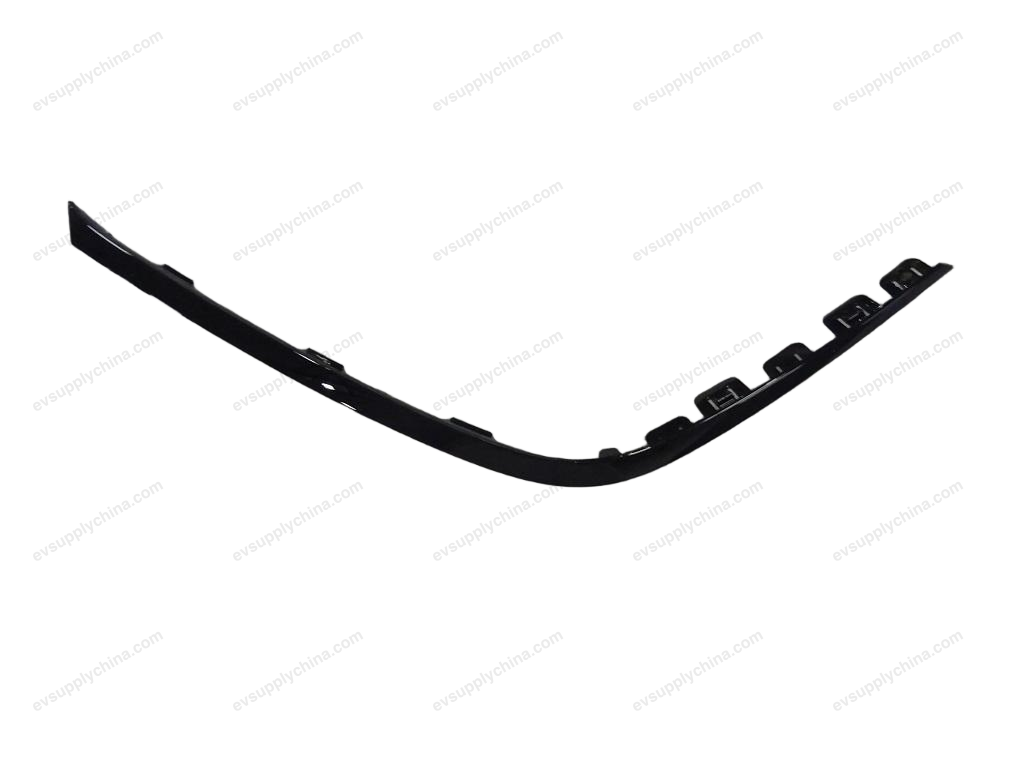 Rear bumper left trim - high gloss black — BYD Qin Plus EV