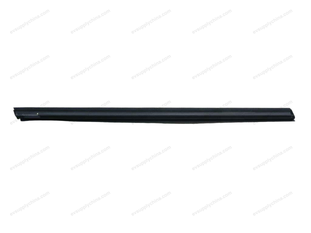 Left front door inner water cut — BYD Seal 05 DM-i