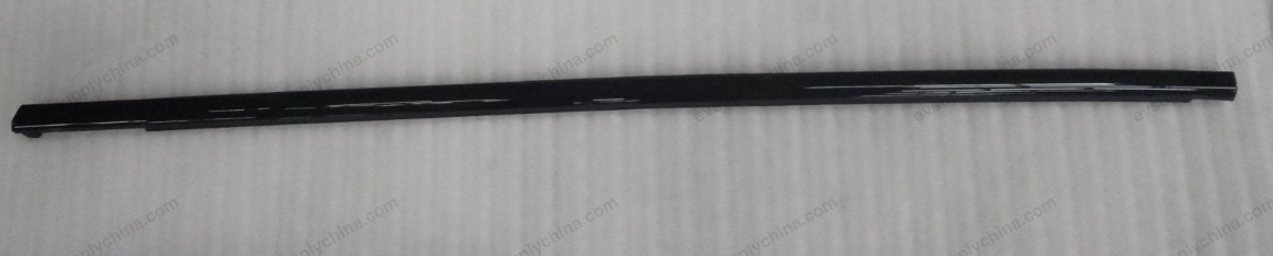 Left front door outside water cut — BYD Seal 07 DM-i