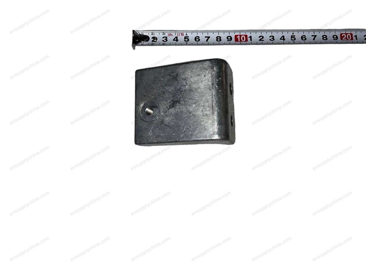 Electric compressor fixing bracket 1 — BYD Seal