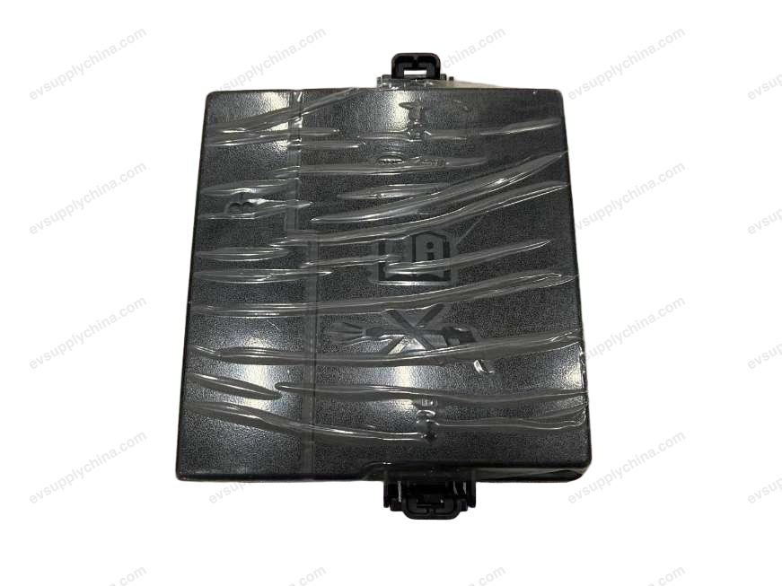 Front cabin power distribution box body — BYD Seal