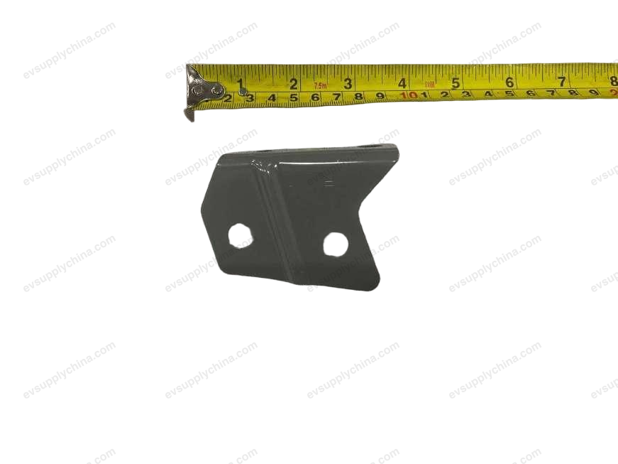 Right fender rear center mounting bracket — BYD Seal