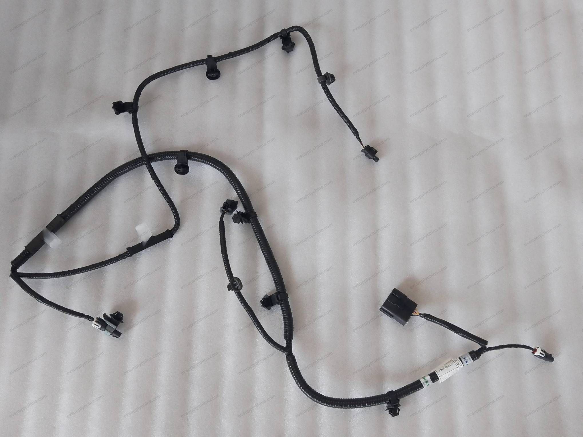 Front bumper small line — BYD Sealion 05 DM-i