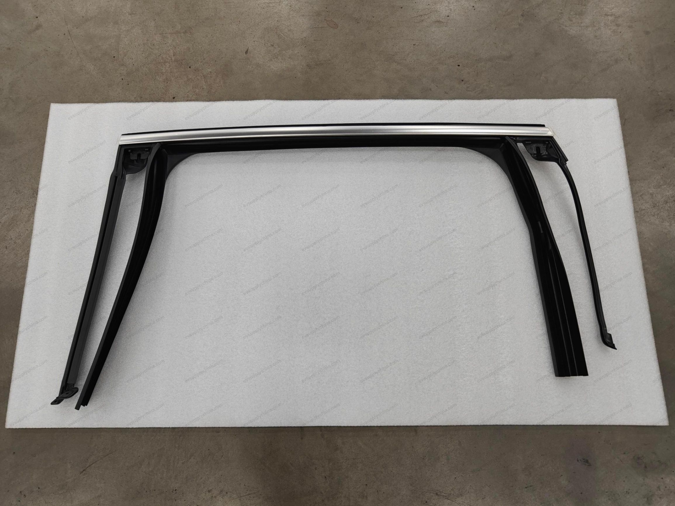 Left rear door groove assembly — BYD Sealion 05 DM-i