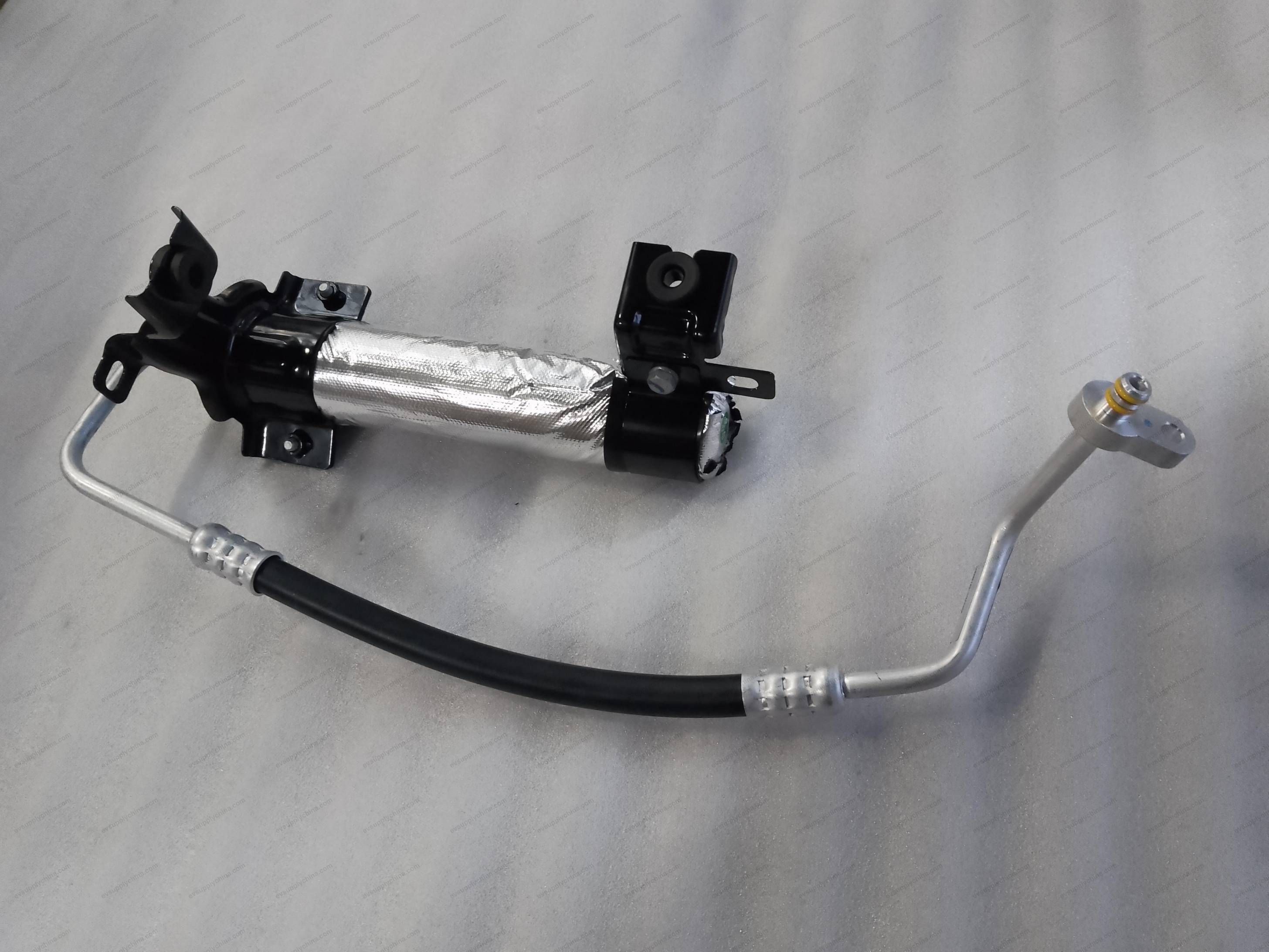 Refrigeration hard pipe assembly 2 — BYD Sealion 05 DM-i