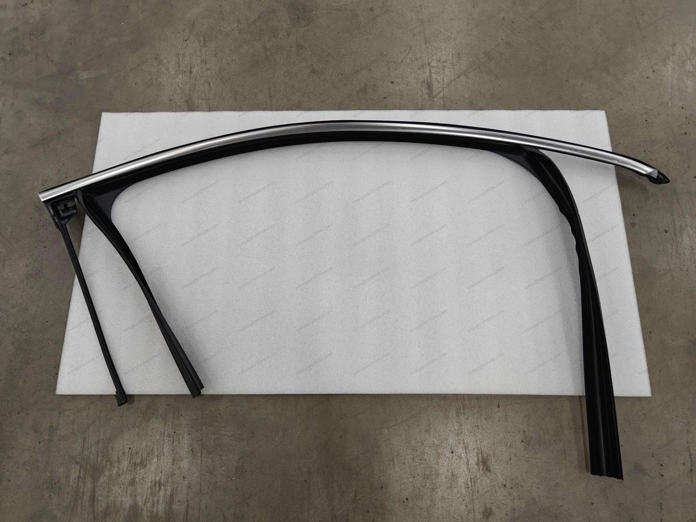 Right front door groove assembly — BYD Sealion 05 DM-i