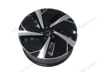 Aluminum alloy wheels — BYD Sealion 06 EV