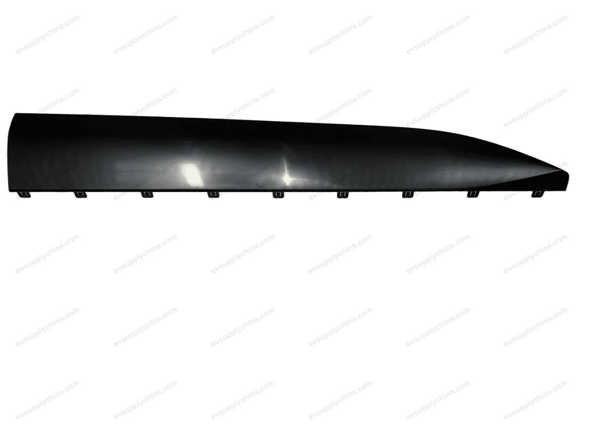 Right front door skirt panel trim — BYD Atto 3