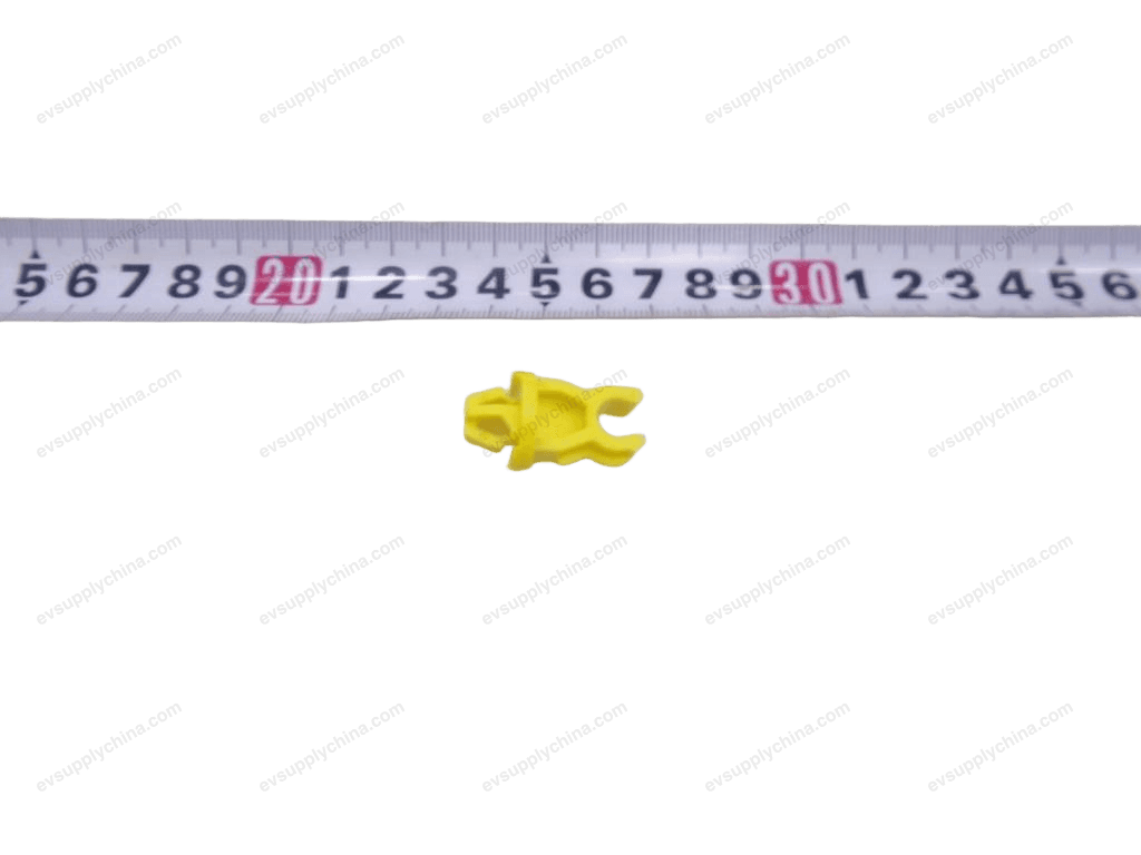 Front hood strut bracket — BYD Dolphin