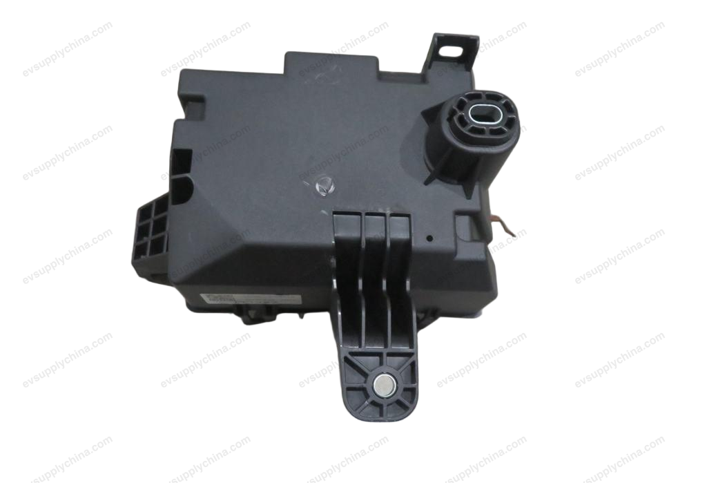 Front compartment power distribution box lower bracket — BYD Han DM-i